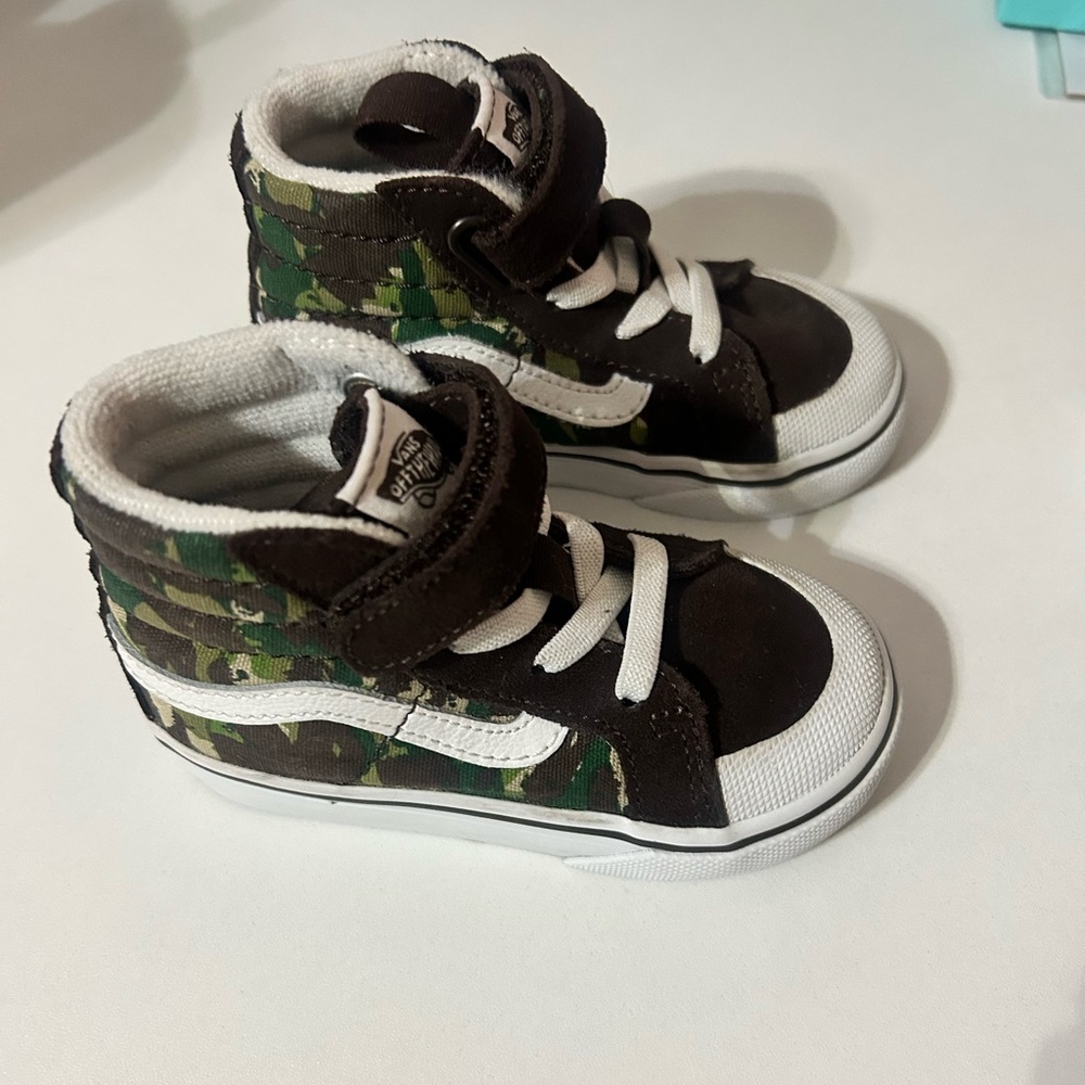 Vans bundle - Picture 4 of 9